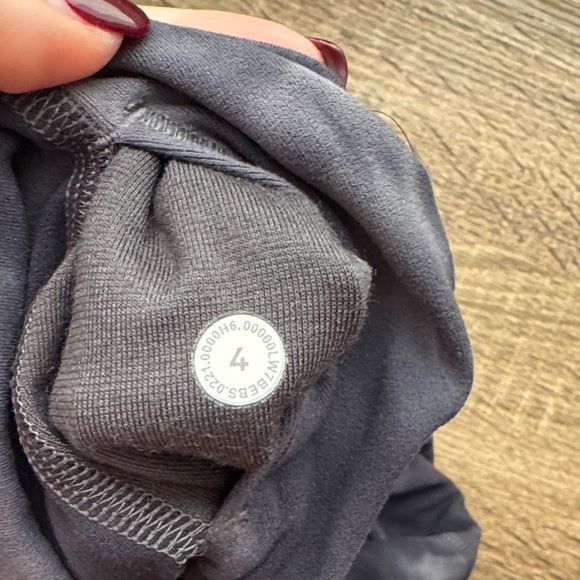 Lululemon Align High-Rise Short 6” - Picture 3 of 3